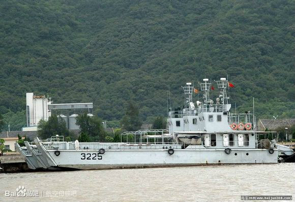 中國067型登入艇