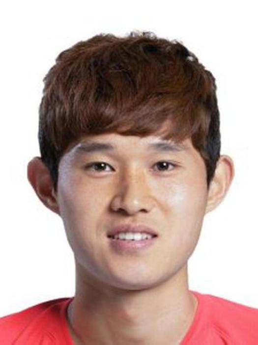 LEE Donggyeong