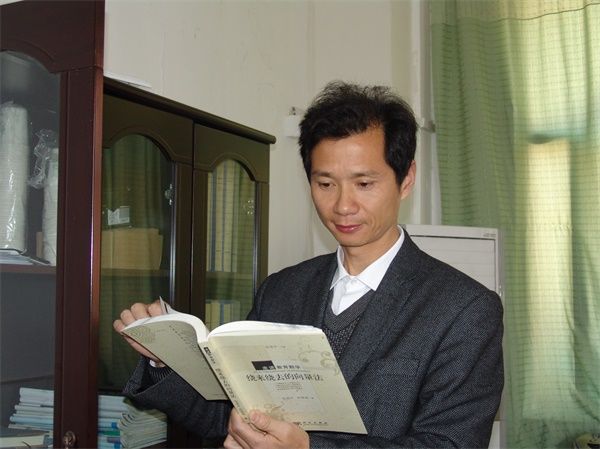 陸學政 陸學政