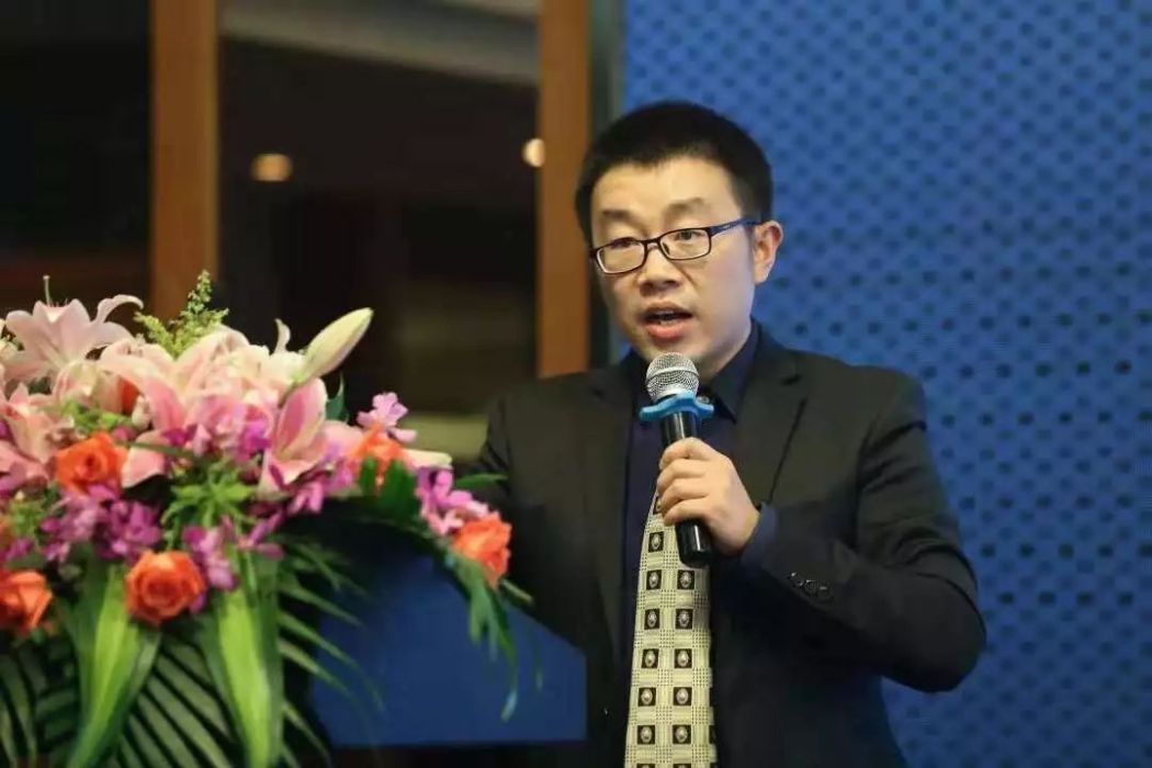 邵鵬(浙江工業大學人文學院副院長、教授) 邵鵬(浙江工業大學人文學院副院長、教授)