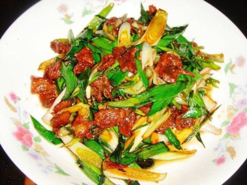 青蒜炒腩肉 青蒜炒腩肉