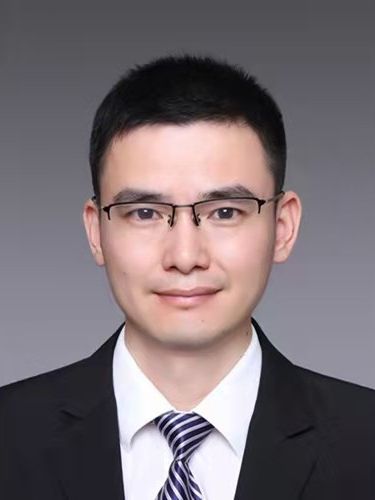 何哲宇(浙江省溫州市住房公積金管理中心黨組成員、副主任) 何哲宇(浙江省溫州市住房公積金管理中心黨組成員、副主任)