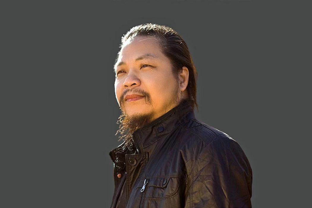 李愚(中國當代著名書畫家、詩人、作家、音樂人) 李愚(中國當代著名書畫家、詩人、作家、音樂人)
