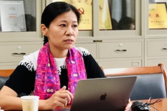 周敏(杭州師範大學外國語學院院長、黨委副書記) 周敏(杭州師範大學外國語學院院長、黨委副書記)