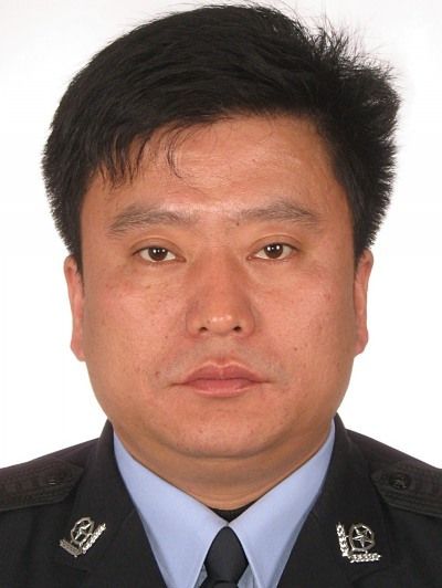 張森(山東省聊城市莘縣公安局局領導班子成員、四級高級警長) 張森(山東省聊城市莘縣公安局局領導班子成員、四級高級警長)