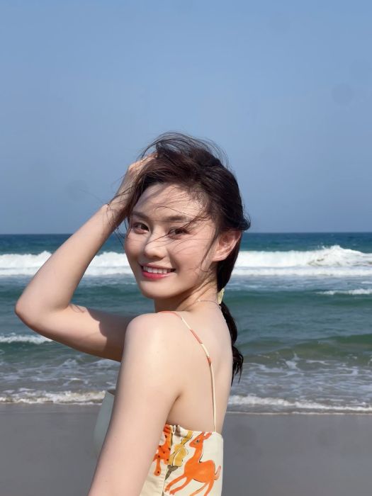 張薈(中國內地女歌手) 張薈(中國內地女歌手)