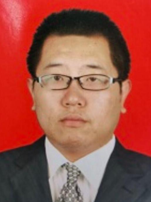 關興(遼寧省遼陽市白塔區工業和信息化局副局長) 關興(遼寧省遼陽市白塔區工業和信息化局副局長)