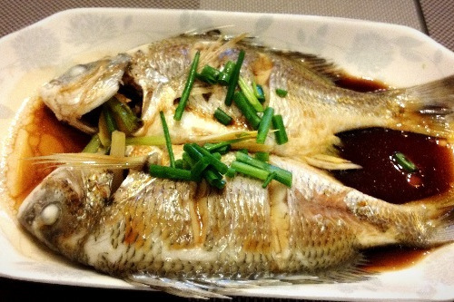 青蔥蒸魚 青蔥蒸魚