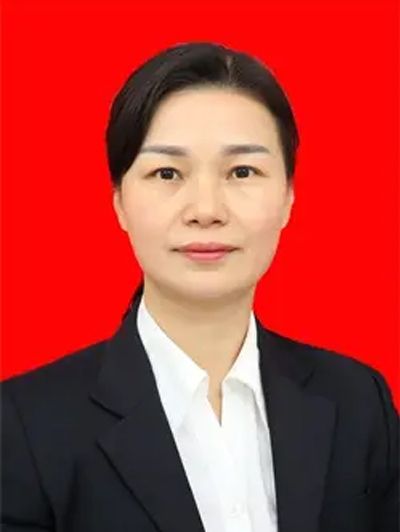 李芳(江西省撫州市資溪縣行政審批局黨組書記 、局長) 李芳(江西省撫州市資溪縣行政審批局黨組書記 、局長)
