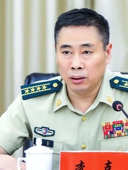 李克(遼寧省朝陽市委常委、朝陽軍分區政委) 李克(遼寧省朝陽市委常委、朝陽軍分區政委)