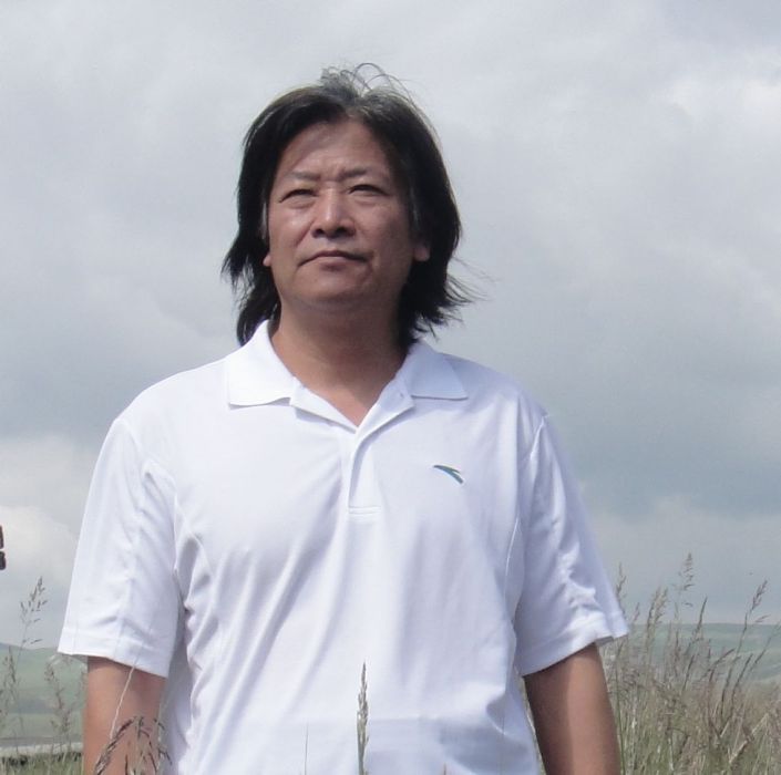 莊志深(清華大學美術學院山水畫導師) 莊志深(清華大學美術學院山水畫導師)