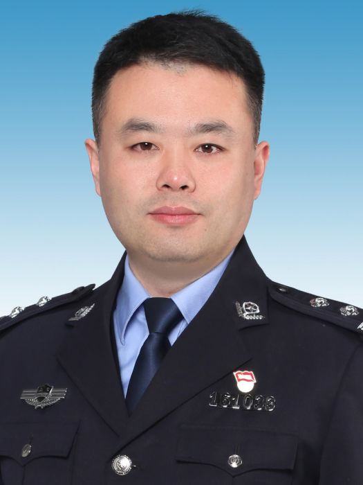 孫磊(山東省日照市公安局山海天旅遊度假區分局黨委書記、局長、督察長) 孫磊(山東省日照市公安局山海天旅遊度假區分局黨委書記、局長、督察長)