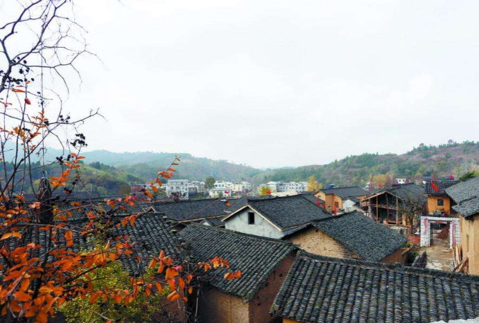 黃土嶺村(河南省信陽新縣田鋪鄉下轄村) 黃土嶺村(河南省信陽新縣田鋪鄉下轄村)