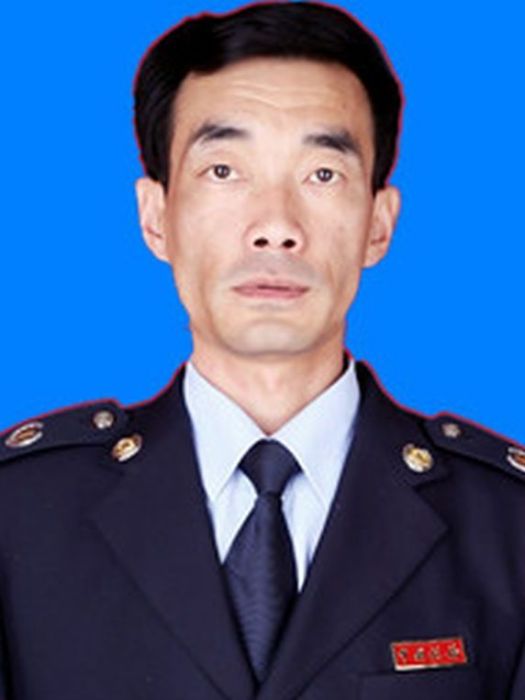 周建軍(陝西省榆林市神木市稅務局黨委委員、紀檢組長) 周建軍(陝西省榆林市神木市稅務局黨委委員、紀檢組長)