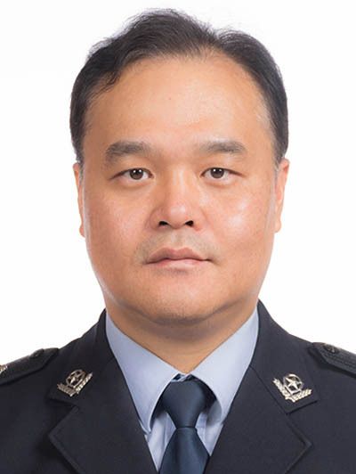 許曉東(廣東省鶴山市公安局黨委委員、副局長) 許曉東(廣東省鶴山市公安局黨委委員、副局長)