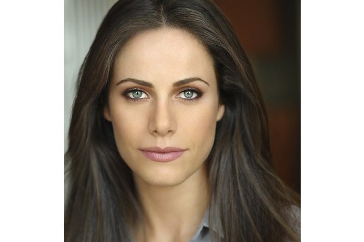 Gabriela Dias Gabriela Dias