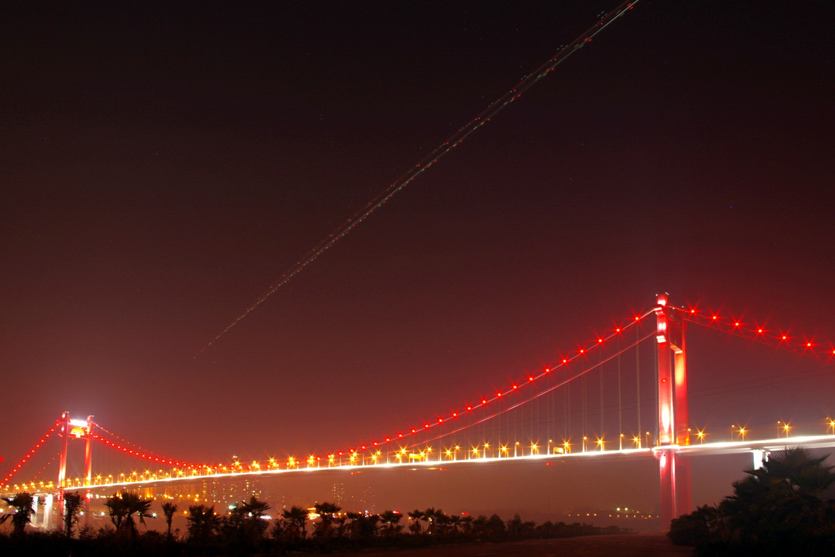 寸灘長江大橋夜景