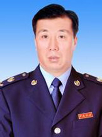 萬德利(青島市國家稅務局副局長) 萬德利(青島市國家稅務局副局長)