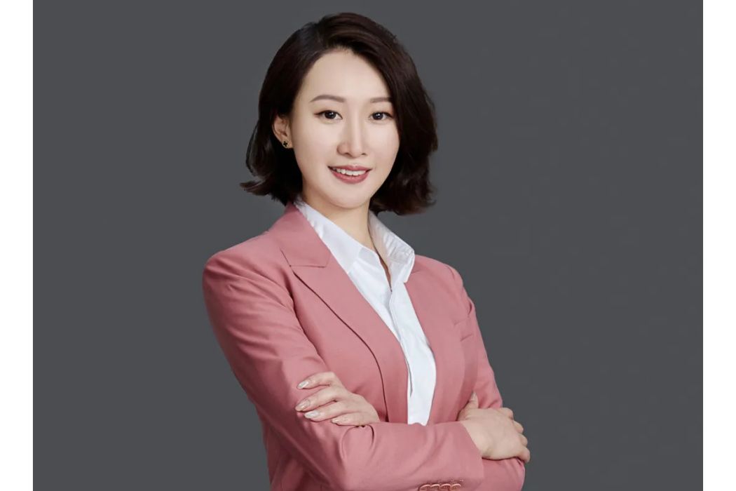 賈曉薇(豫園美麗健康集團副總裁、童涵春堂總經理) 賈曉薇(豫園美麗健康集團副總裁、童涵春堂總經理)