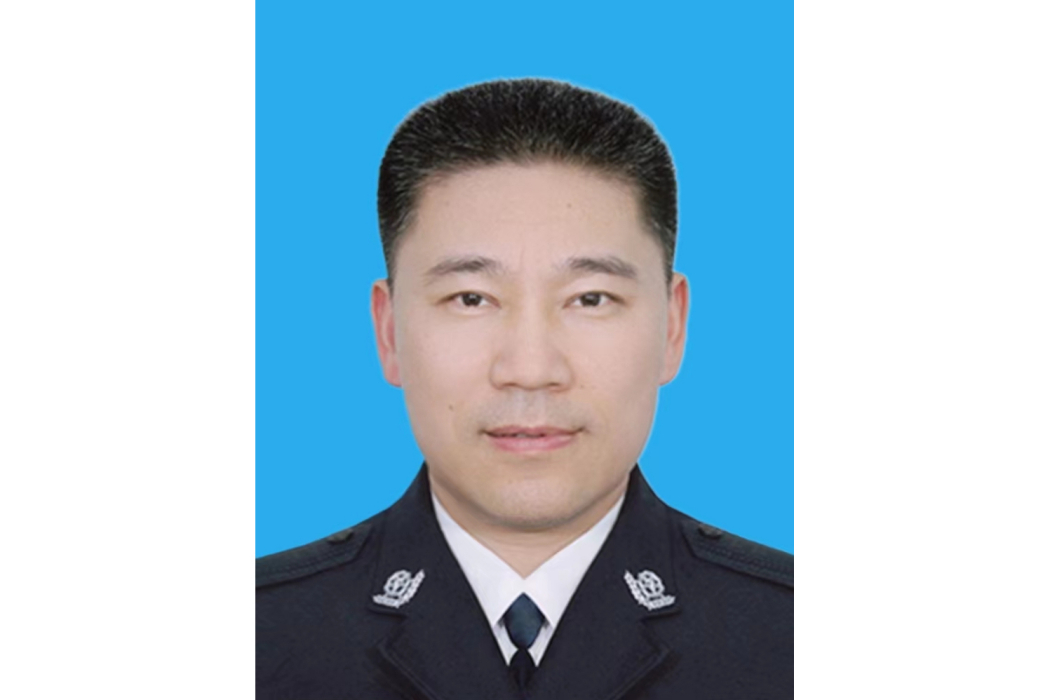 李祥(江蘇省南京市浦口區政府副區長人選、黨組成員,南京市公安局浦口分局局長、黨委書記、督察長) 李祥(江蘇省南京市浦口區政府副區長人選、黨組成員,南京市公安局浦口分局局長、黨委書記、督察長)