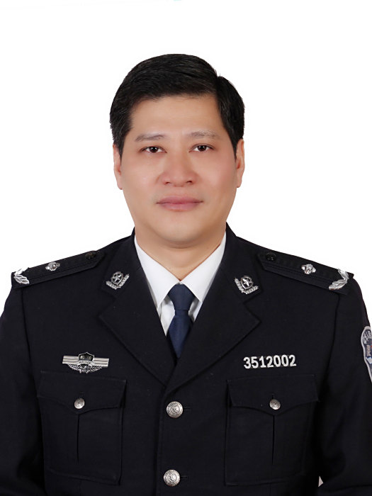 劉長河(福建省閩西監獄黨委書記、監獄長) 劉長河(福建省閩西監獄黨委書記、監獄長)