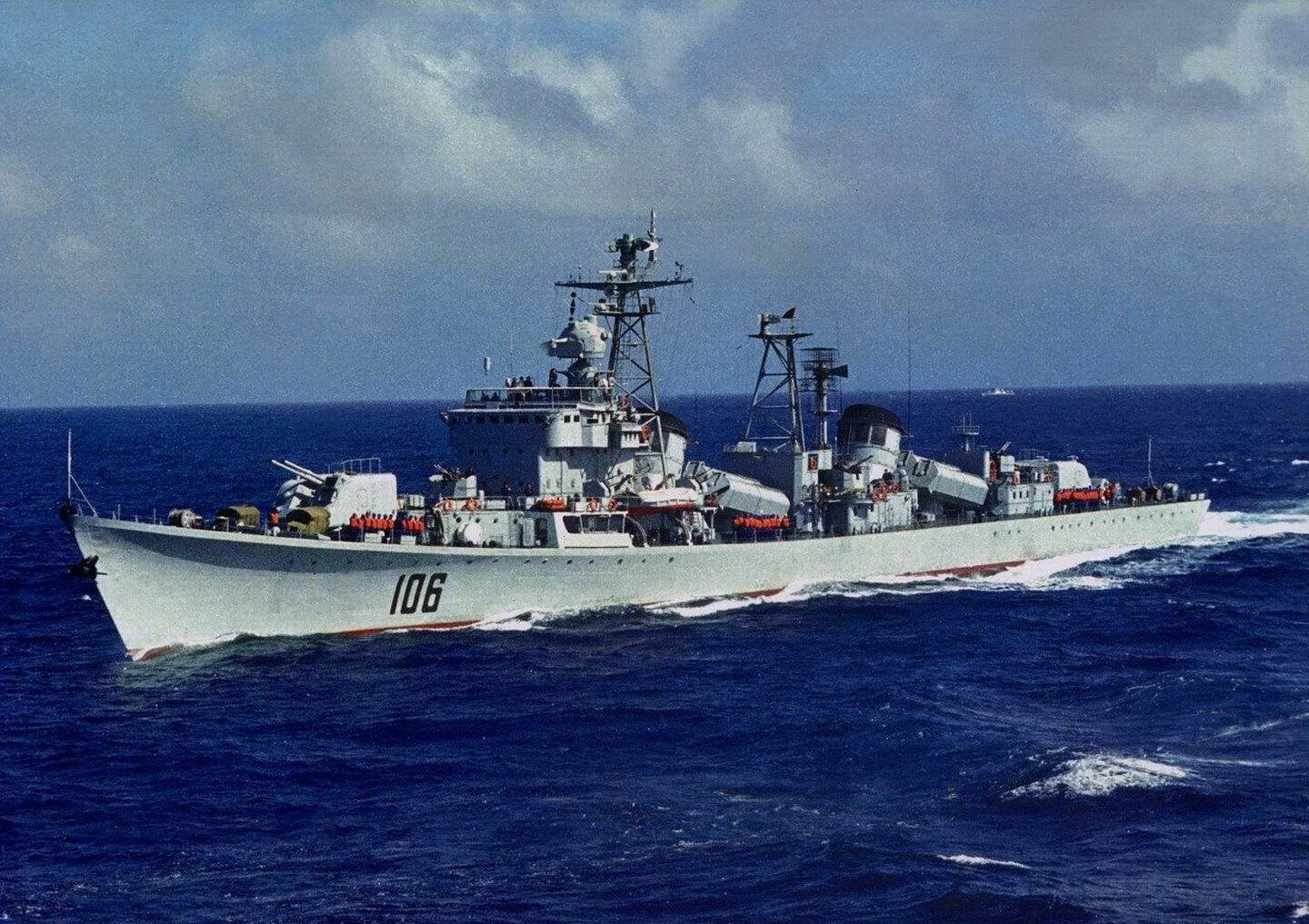 西安號驅逐艦(051型驅逐艦（舷號106）)