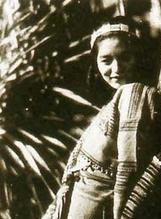 李香蘭(日本演藝明星,國會議員山口淑子的化名) 李香蘭(日本演藝明星,國會議員山口淑子的化名)