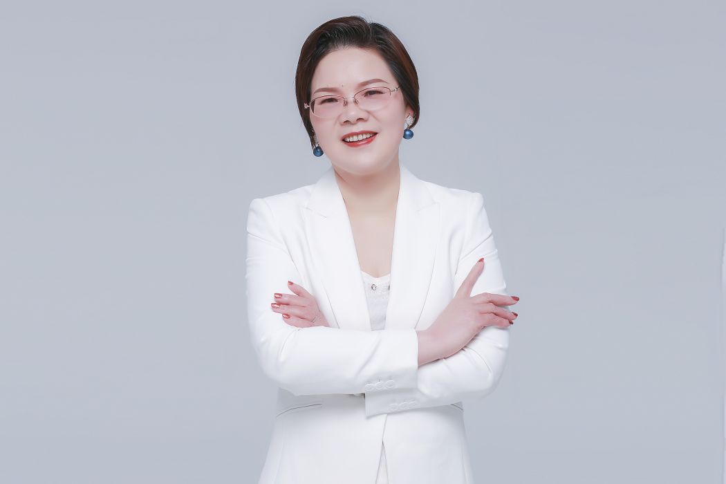 彭英(金職偉業集團有限公司法人) 彭英(金職偉業集團有限公司法人)