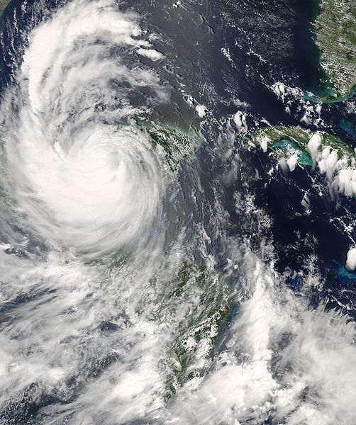 颶風迪安位於尤卡坦半島上空