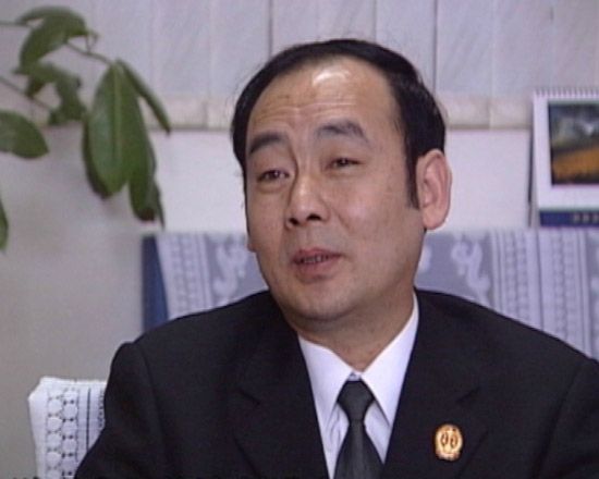 梁子安(雲南省高級人民法院原專職審判委員會委員) 梁子安(雲南省高級人民法院原專職審判委員會委員)