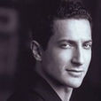薩沙·羅伊茨(sasha roiz) 薩沙·羅伊茨(sasha roiz)