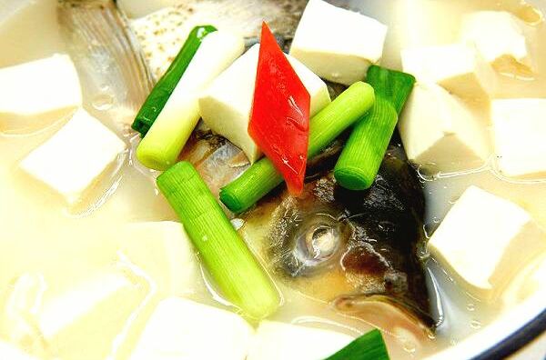 豆腐鰱魚 豆腐鰱魚