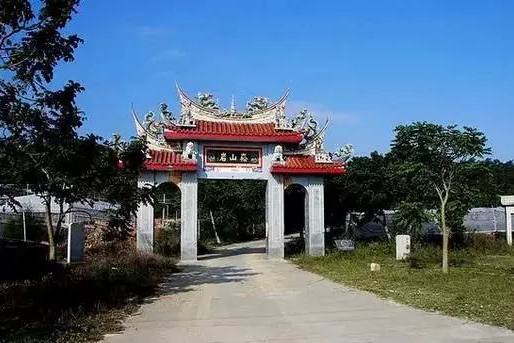 郭山村(廈門市同安區洪塘鎮下轄村) 郭山村(廈門市同安區洪塘鎮下轄村)