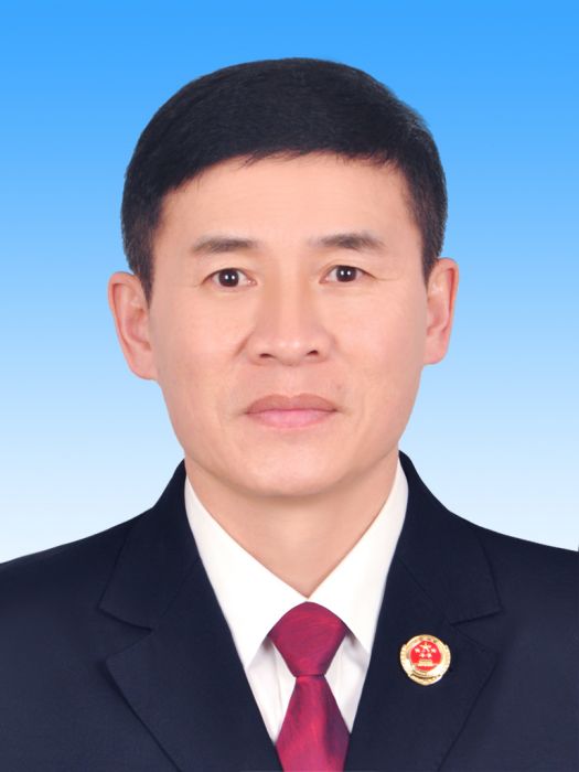 遲國君(新疆維吾爾自治區塔城地委委員、組織部部長、黨校(地區行政學院)校(院)長、教育工委書記) 遲國君(新疆維吾爾自治區塔城地委委員、組織部部長、黨校(地區行政學院)校(院)長、教育工委書記)