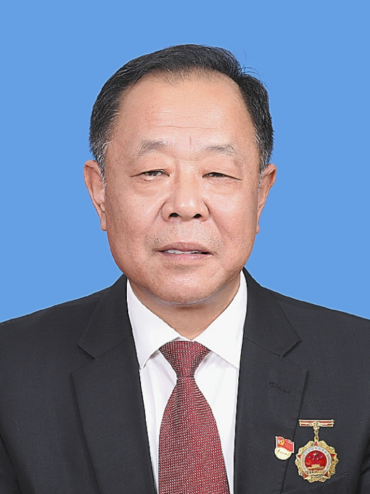 李海燕(大連金華光彩色印刷有限公司印刷車間副主任) 李海燕(大連金華光彩色印刷有限公司印刷車間副主任)