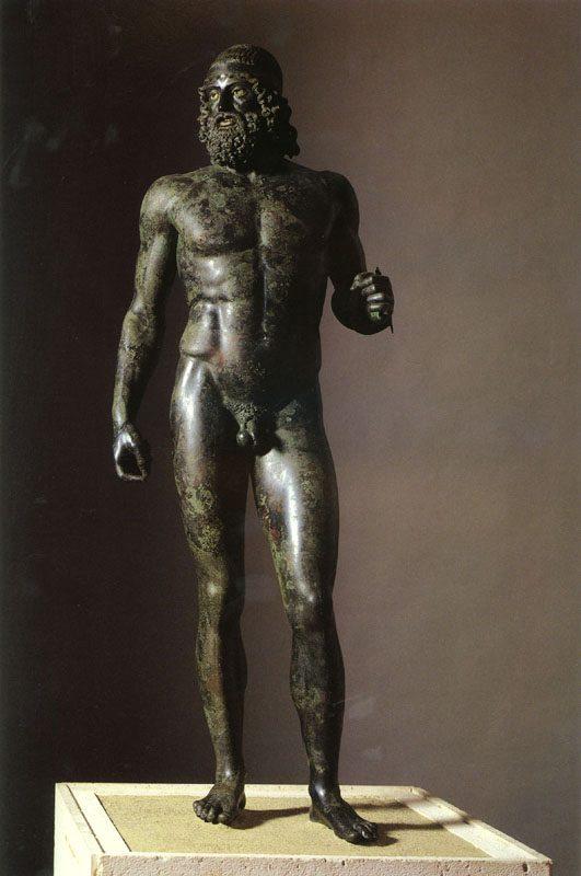 里切亞青銅雕像