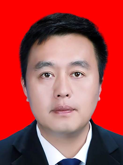 向榮(湖南省湘西土家族苗族自治州龍山縣教育和體育局黨組書記、局長) 向榮(湖南省湘西土家族苗族自治州龍山縣教育和體育局黨組書記、局長)