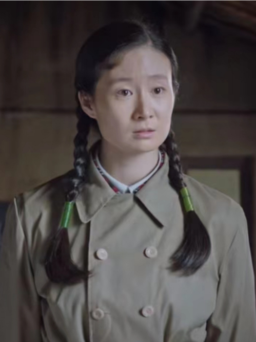 王曉晴(年代民族劇《父親的草原母親的河》中的角色) 王曉晴(年代民族劇《父親的草原母親的河》中的角色)