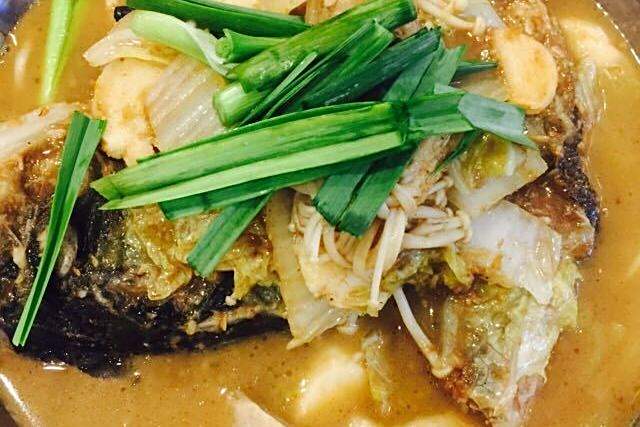 魚頭沙茶煲 魚頭沙茶煲