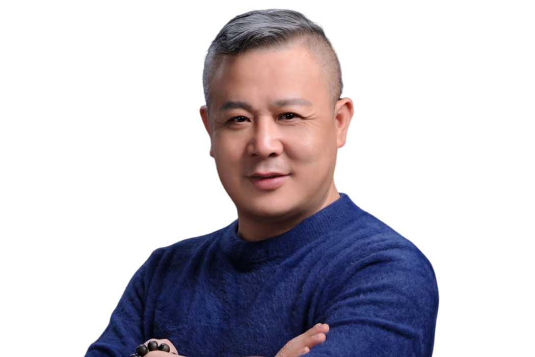 鄭向東(深圳滋補緣泉生物科技發展有限公司創始人、董事長) 鄭向東(深圳滋補緣泉生物科技發展有限公司創始人、董事長)