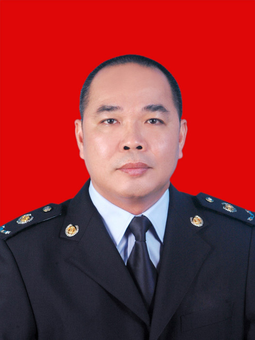 陳文軍(廣西來賓市食品藥品監督管理局紀檢組長) 陳文軍(廣西來賓市食品藥品監督管理局紀檢組長)