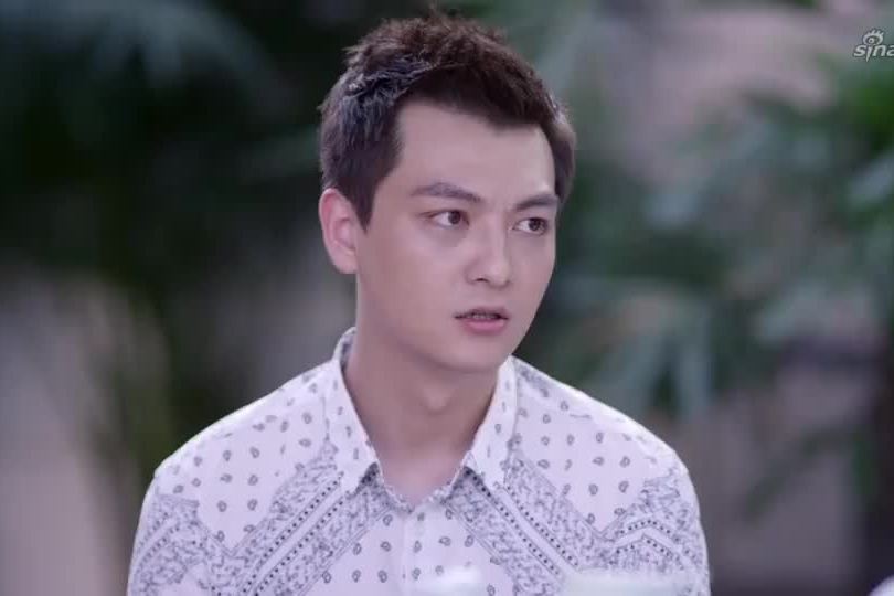 費明(《我不是精英》中的角色) 費明(《我不是精英》中的角色)