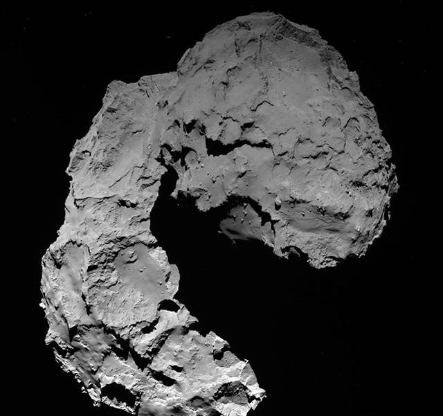 羅塞塔號廣角相機拍攝於9月29日，距67P彗星約23公里。來源：ESA