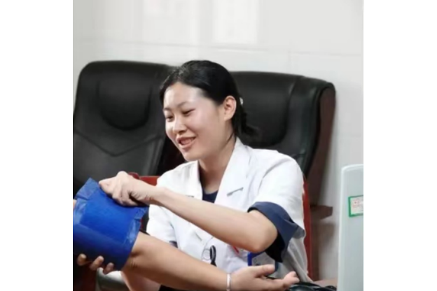王美玲(南華大學第一臨床學院2022級重症醫學研究生) 王美玲(南華大學第一臨床學院2022級重症醫學研究生)
