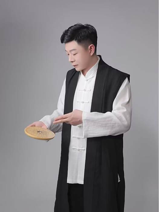 於國鋒(堪輿學家) 於國鋒(堪輿學家)
