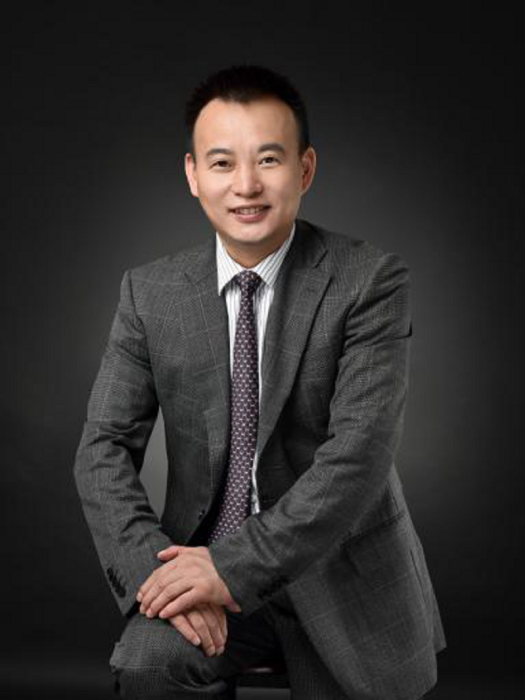 李成勇(世紀金源酒店集團副總裁及世紀金源酒店管理有限公司總裁) 李成勇(世紀金源酒店集團副總裁及世紀金源酒店管理有限公司總裁)
