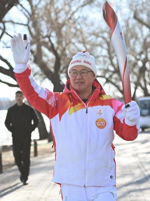 姜濤(2022年北京冬奧會火炬手) 姜濤(2022年北京冬奧會火炬手)