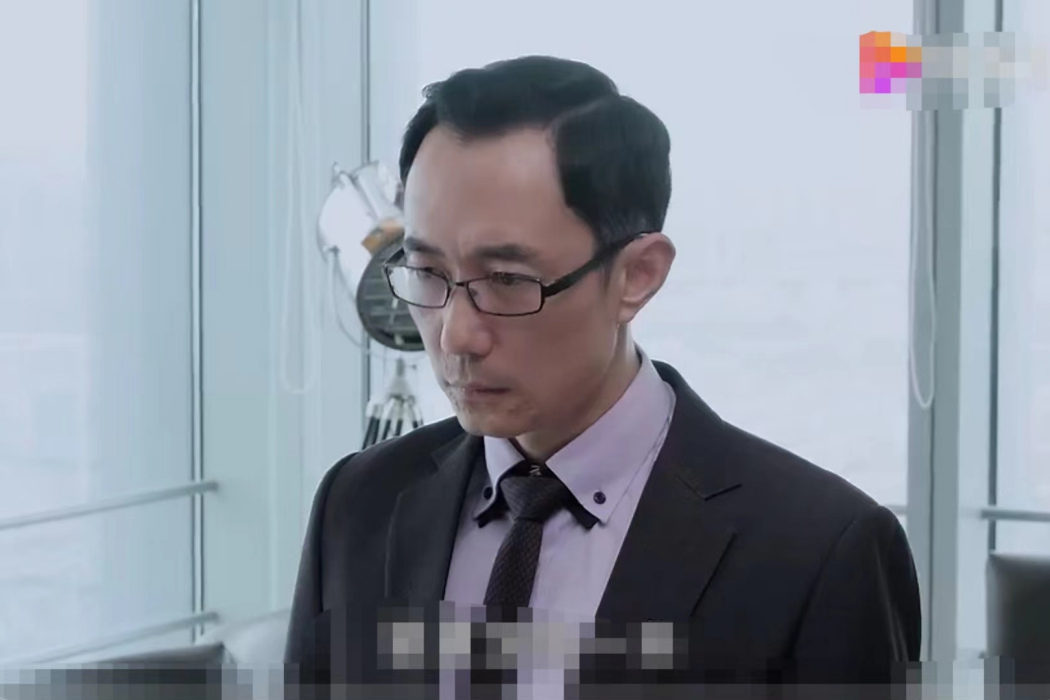 趙成坤(電視劇《愛人的謊言》中的角色) 趙成坤(電視劇《愛人的謊言》中的角色)