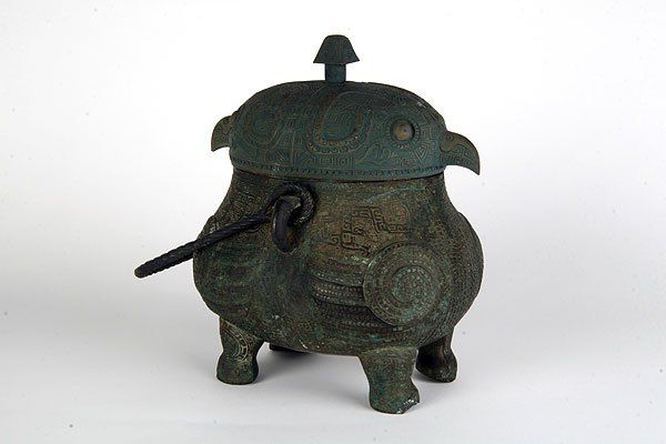 商鴞卣(湖南省博物館館藏文物) 商鴞卣(湖南省博物館館藏文物)