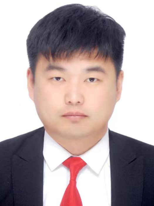 趙震(安徽省阜陽市阜南經濟開發區黨工委委員、管委會副主任) 趙震(安徽省阜陽市阜南經濟開發區黨工委委員、管委會副主任)